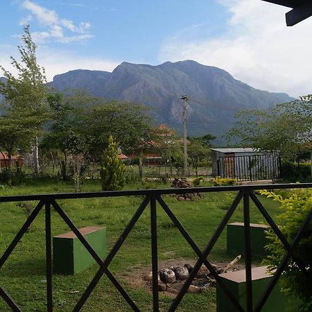 Hôtel Mountain View à Masinagudi Extérieur photo